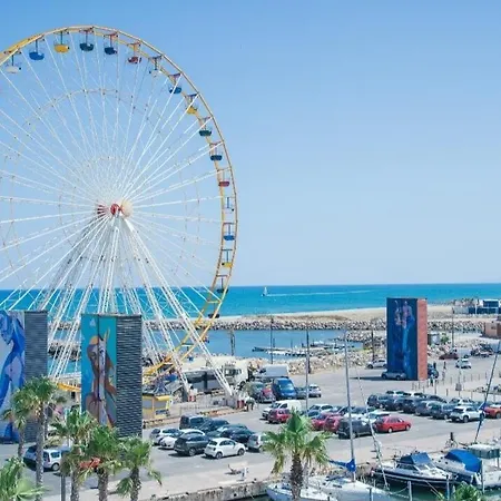 Le Prestigieux Acces Direct Port Et