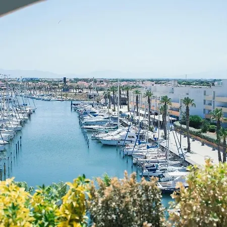 Le Prestigieux Acces Direct Port Et