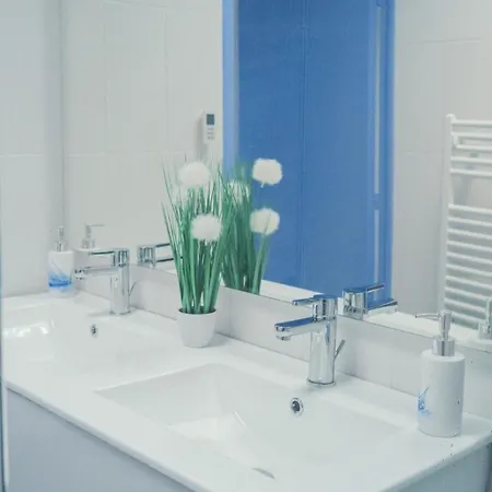 Le Prestigieux Acces Direct Port Et Apartamento