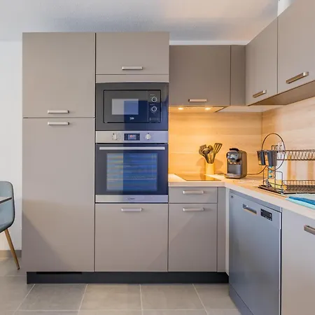 Le Prestigieux Acces Direct Port Et Apartamento *