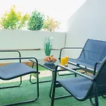 Le Prestigieux Accès Direct Port Et