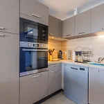 Le Prestigieux Accès Direct Port Et