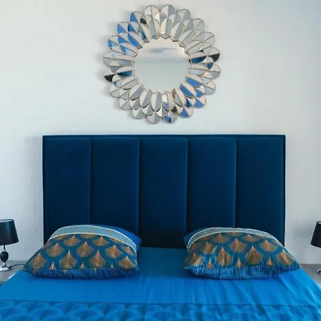Le Prestigieux Acces Direct Port Et شقة *