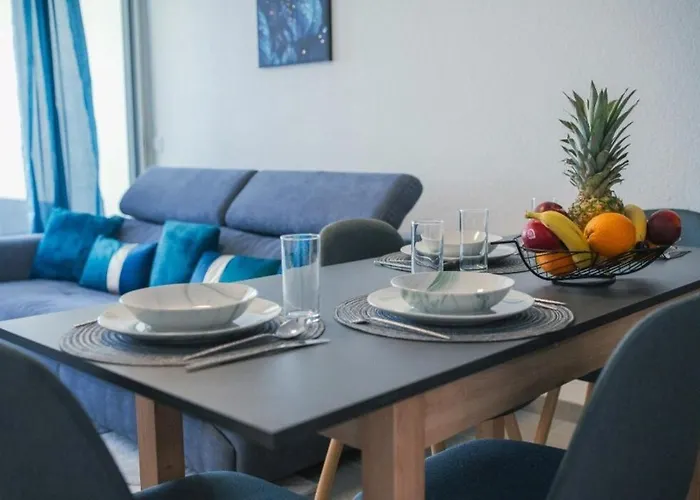 Le Prestigieux Acces Direct Port Et *