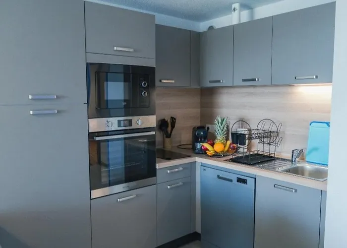 Le Prestigieux Acces Direct Port Et Daire Le Barcarès